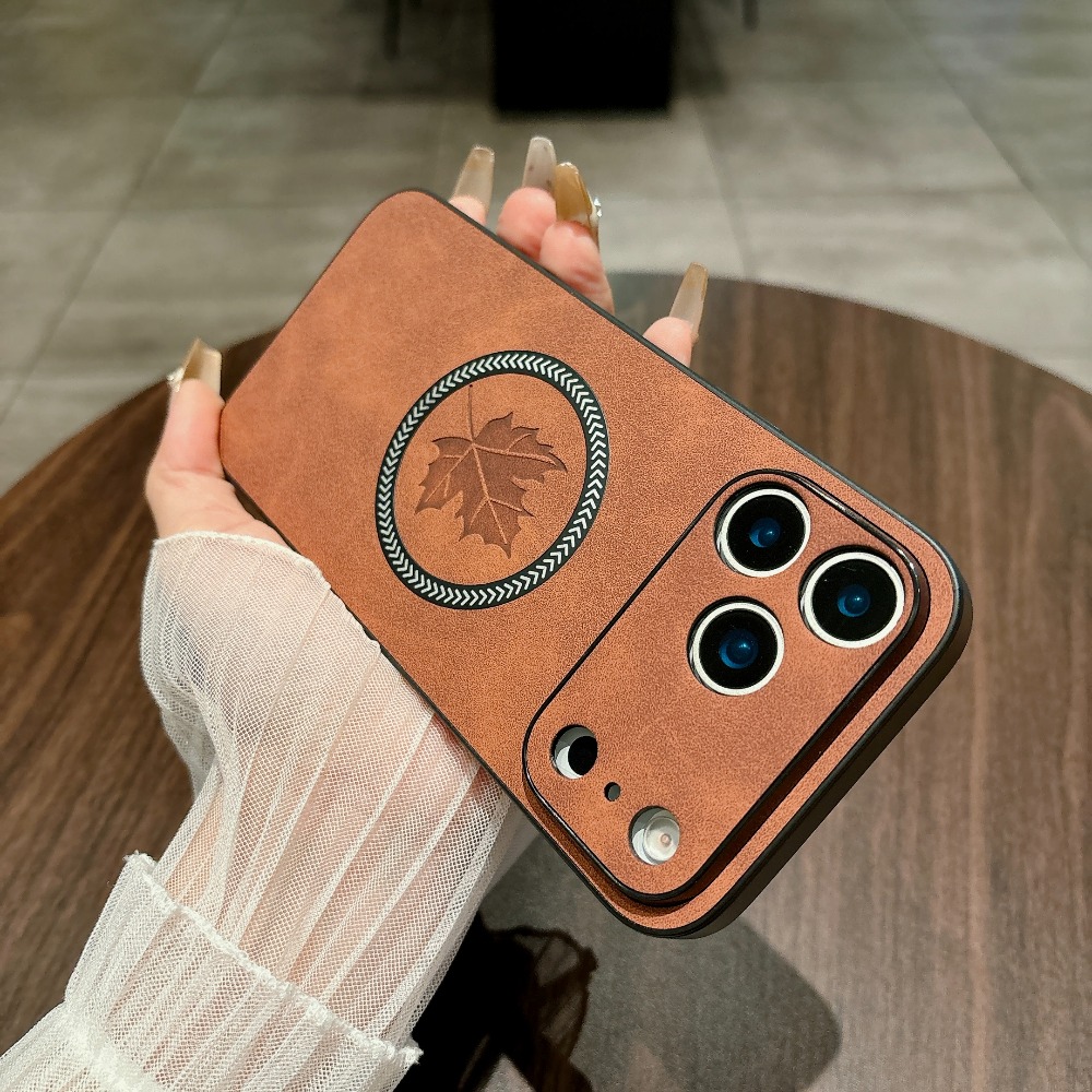 Camera Leather Case - เคสหนังแม่เหล็กสำหรับ iPhone 17 Pro Max 17