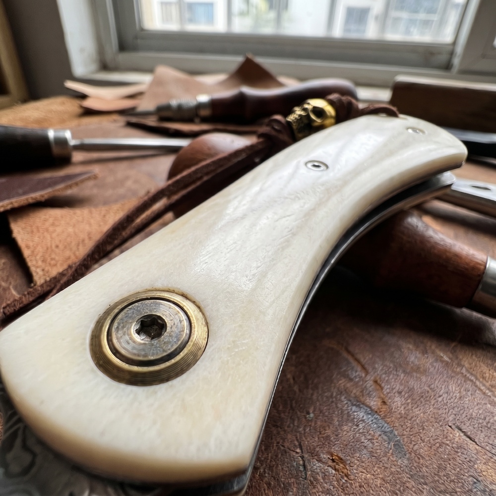 มีดพับเหล็กดามัสกัสโบราณขนาดเล - Vintage Collectible Knives บทวิจารณ์และราคา