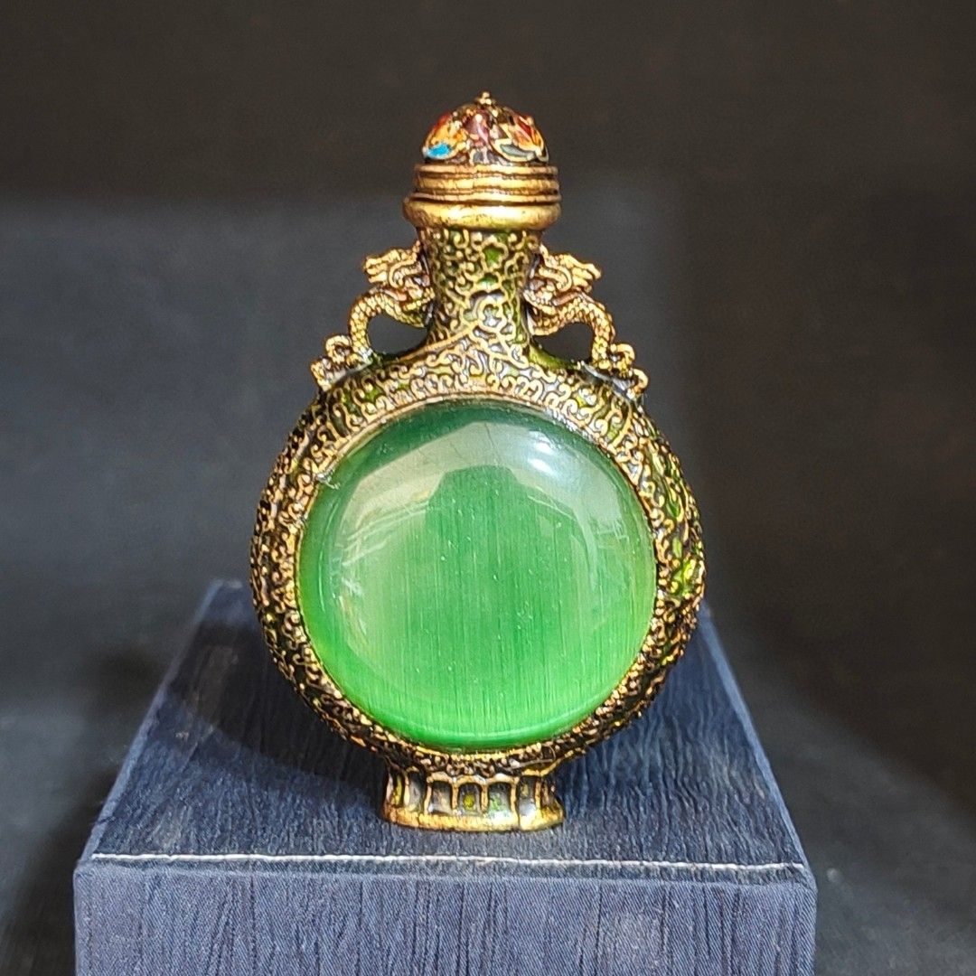 คอลเลกชันวินเทจ ขวดสูดดมหินตาแ - Vintage Collectible Bottles บทวิจารณ์และราคา