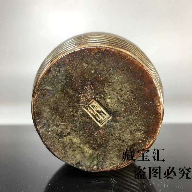 คอลเลกชันวินเทจ กระปุกน้ำนกสีบ - Vintage Collectible Bottles บทวิจารณ์และราคา